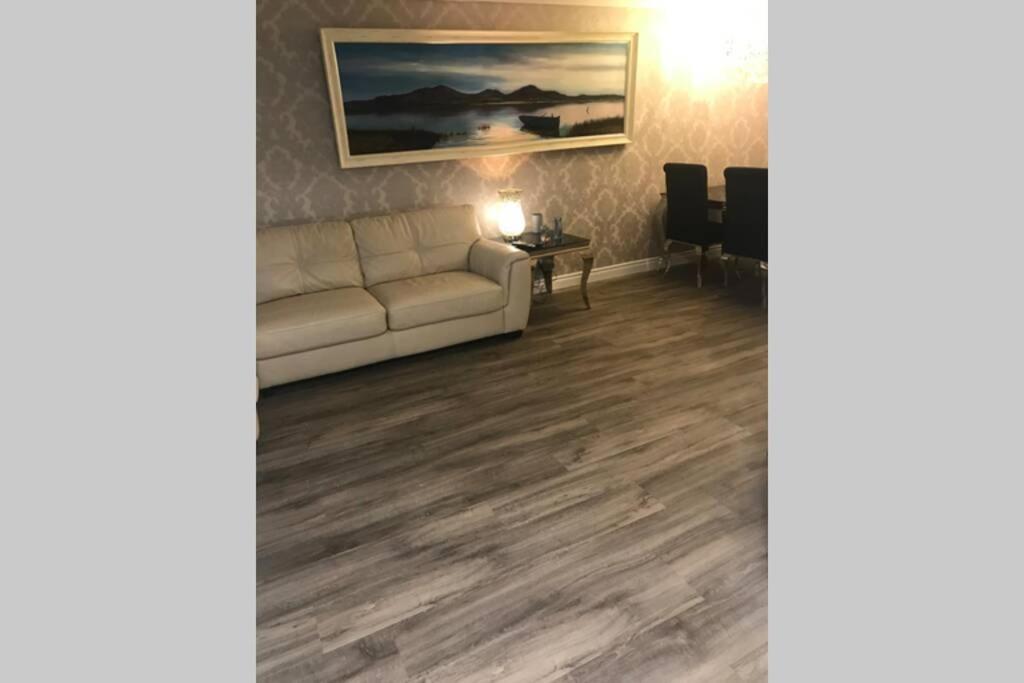 Largs Sea Front, Modern Apartment المظهر الخارجي الصورة