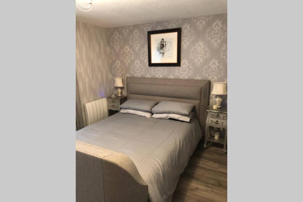 Largs Sea Front, Modern Apartment المظهر الخارجي الصورة